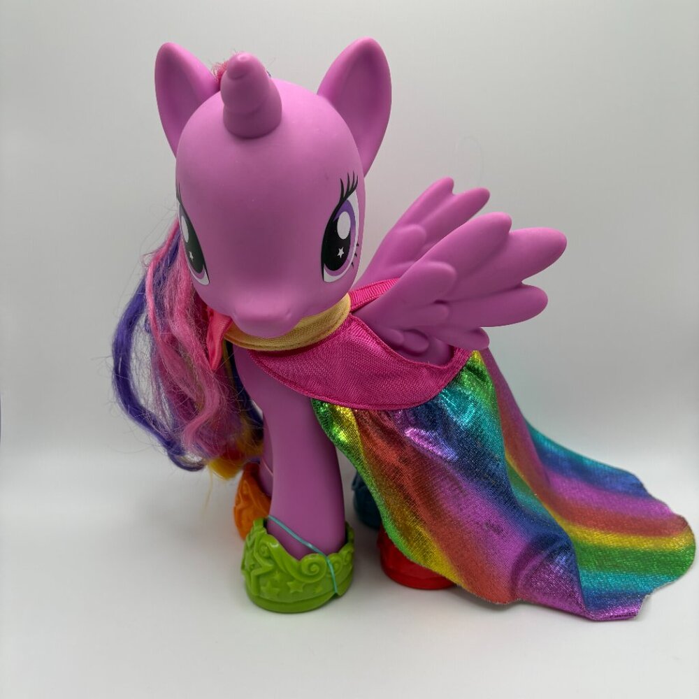 My Little Pony (MLP) Princess Twilight Sparkle Rainbow Power 8" (SKU: 575TO)